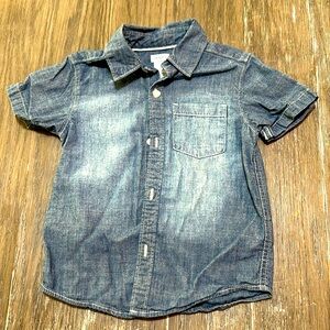 Carters short sleeve blue jean button up shirt size 3T